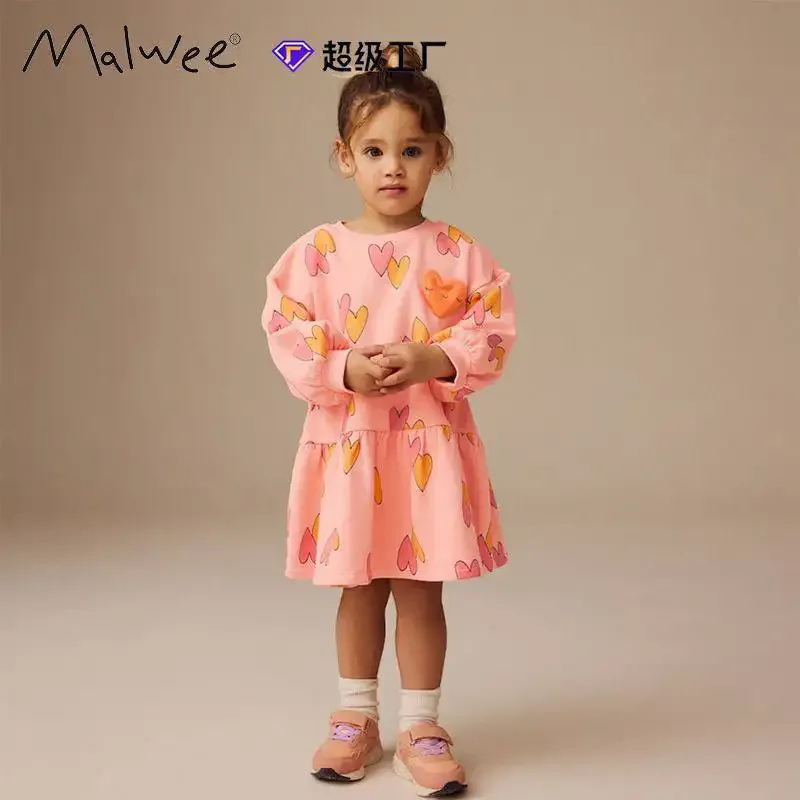 پیراهن-دخترانه-بچگانه-برند-Malwee-طرح-قلب-مناسب-۳-تا-۸-سال-2.webp